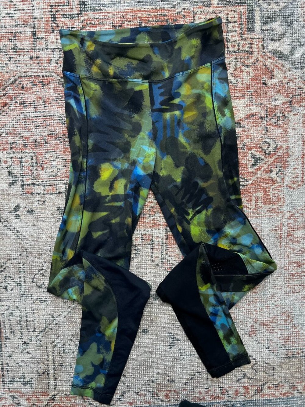 925 fit Crown Graffiti Leggings